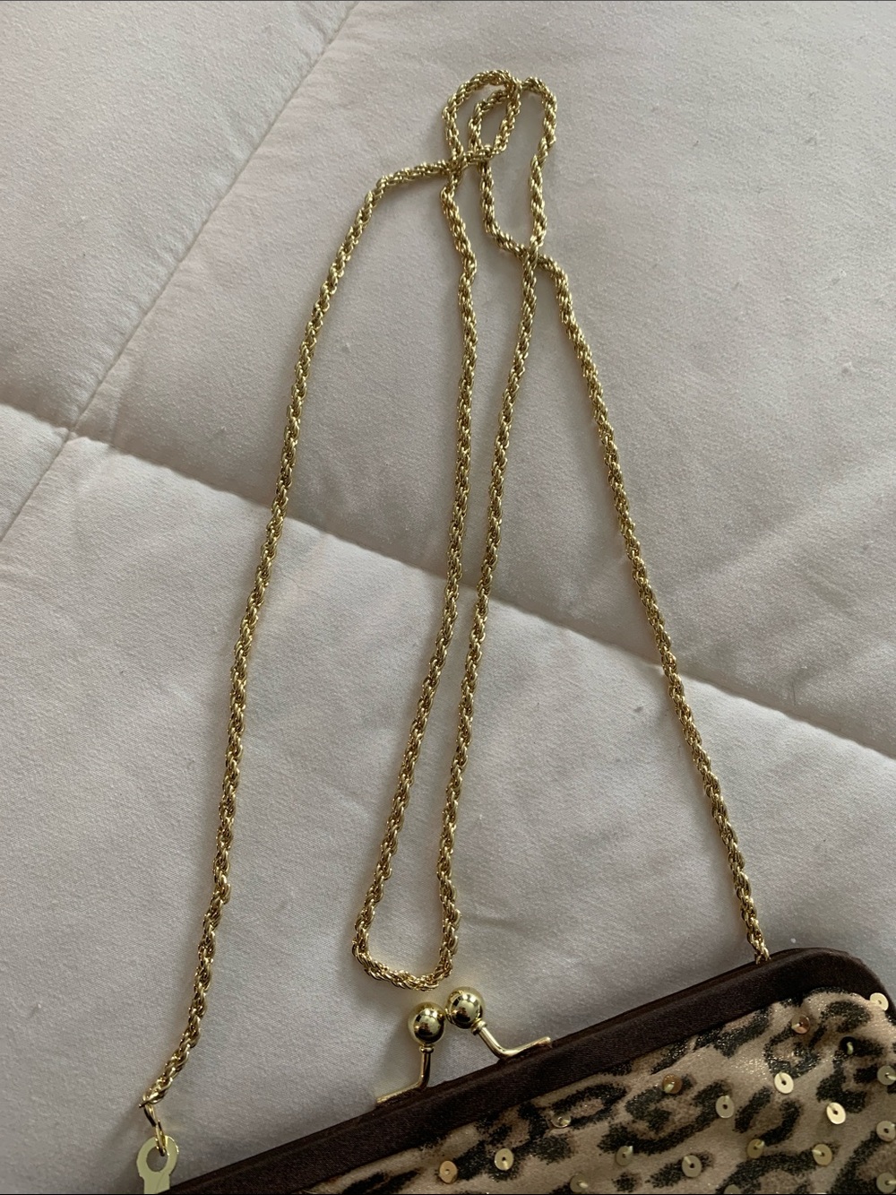 La Regale Gold and Brown Sequin Leopard Print Evening Clutch - Picture 9 of 9